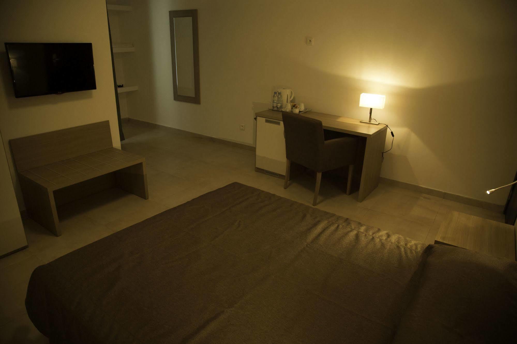 Residence Achenbach Abidjan Luaran gambar